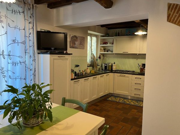 casa indipendente in vendita a Camaiore