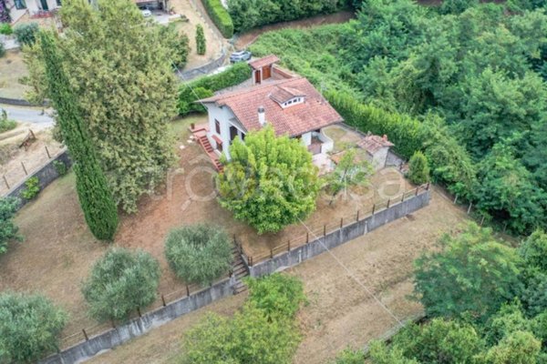 casa indipendente in vendita a Camaiore