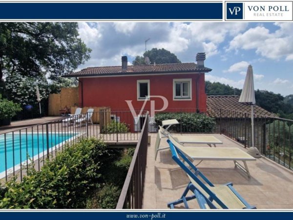 casa indipendente in vendita a Camaiore in zona Montemagno