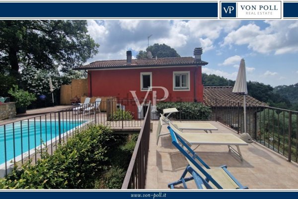 casa indipendente in vendita a Camaiore in zona Montemagno