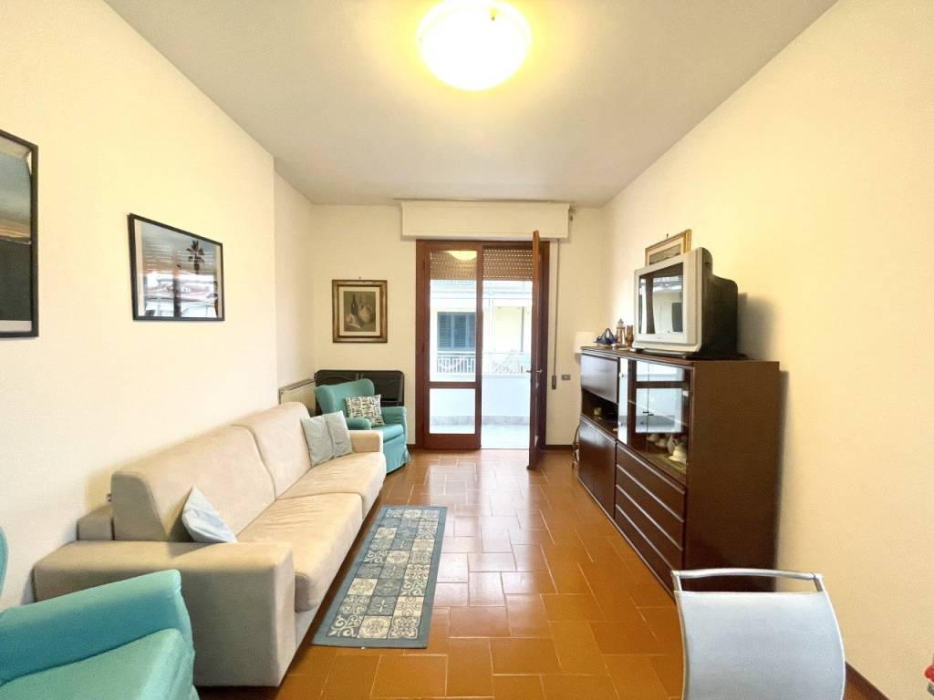 appartamento in vendita a Camaiore in zona Lido di Camaiore