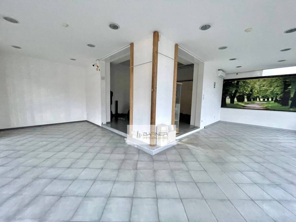 appartamento in vendita a Camaiore in zona Lido di Camaiore