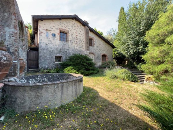casa indipendente in vendita a Camaiore in zona Lido di Camaiore