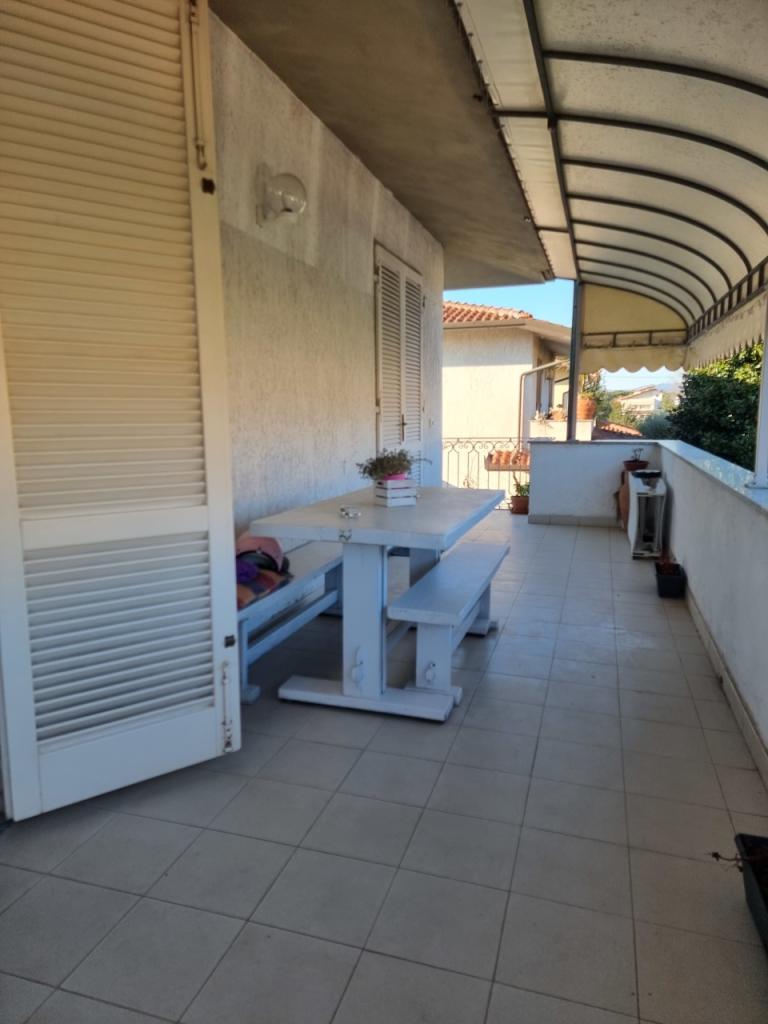 casa indipendente in vendita a Camaiore in zona Lido di Camaiore
