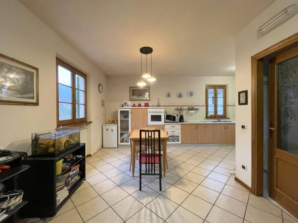 casa indipendente in vendita a Camaiore