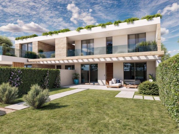casa indipendente in vendita a Camaiore in zona Lido di Camaiore