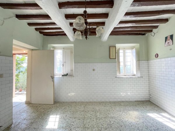 casa indipendente in vendita a Camaiore