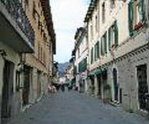 appartamento in vendita a Camaiore in zona Vado