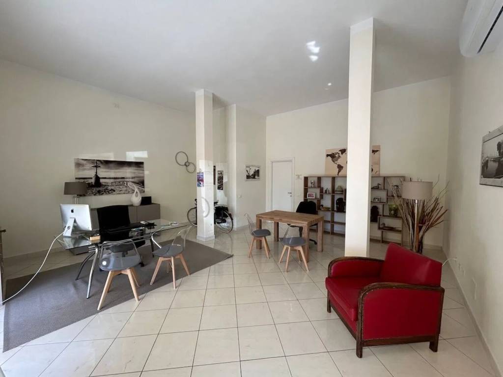 appartamento in vendita a Camaiore in zona Lido di Camaiore