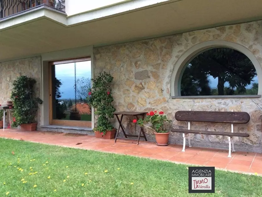 casa indipendente in vendita a Camaiore