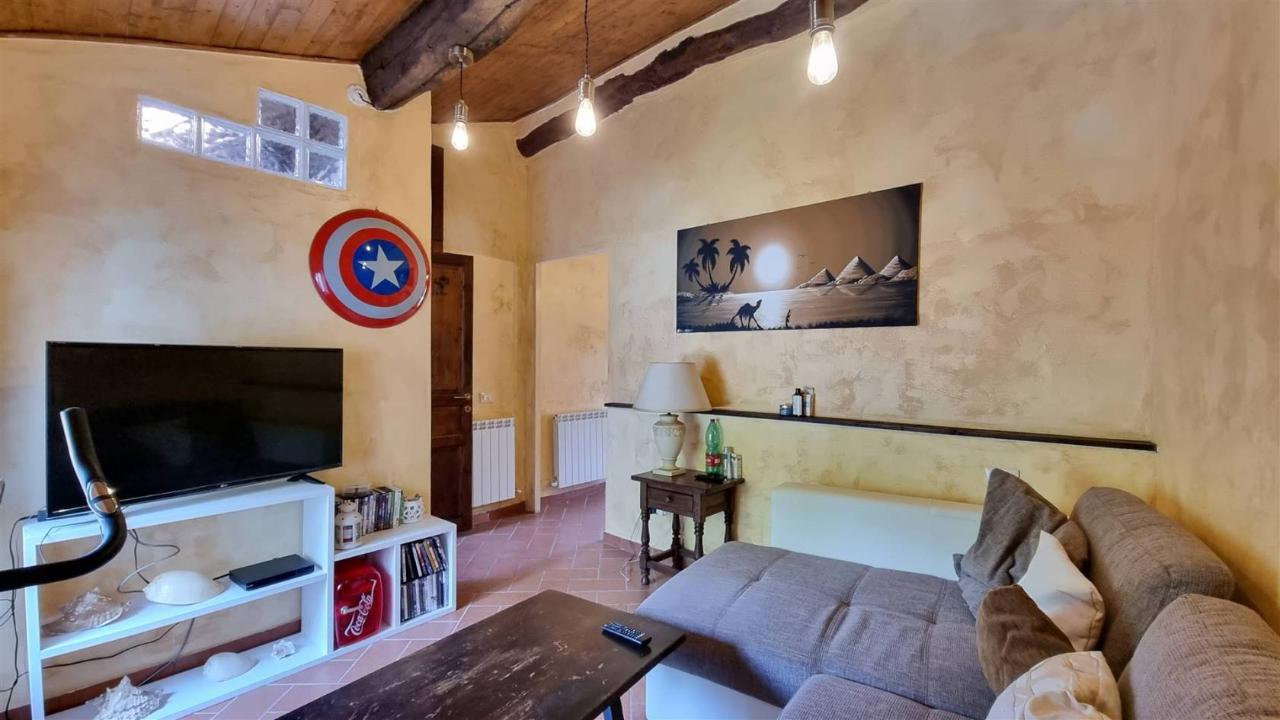 casa indipendente in vendita a Camaiore