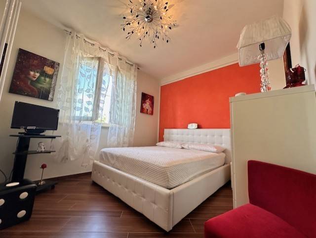 casa indipendente in vendita a Camaiore in zona Lido di Camaiore