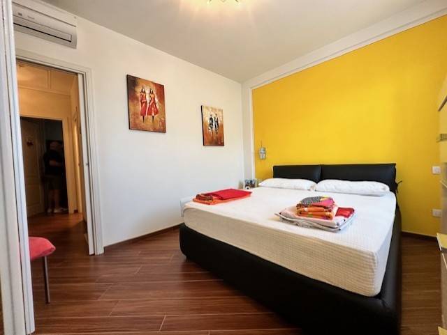 casa indipendente in vendita a Camaiore in zona Lido di Camaiore