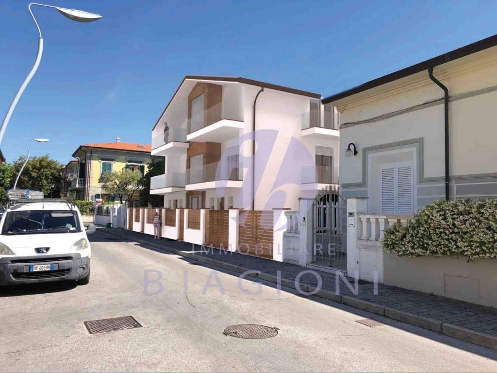 appartamento in vendita a Camaiore in zona Lido di Camaiore