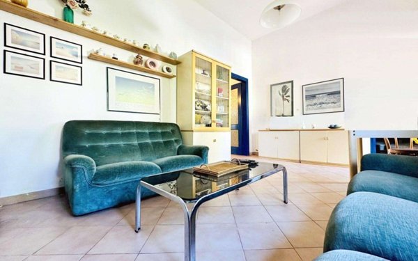 casa indipendente in vendita a Camaiore in zona Lido di Camaiore