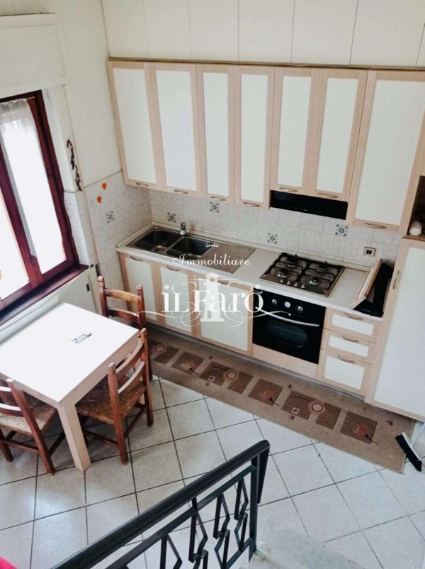 intera palazzina in vendita a Camaiore