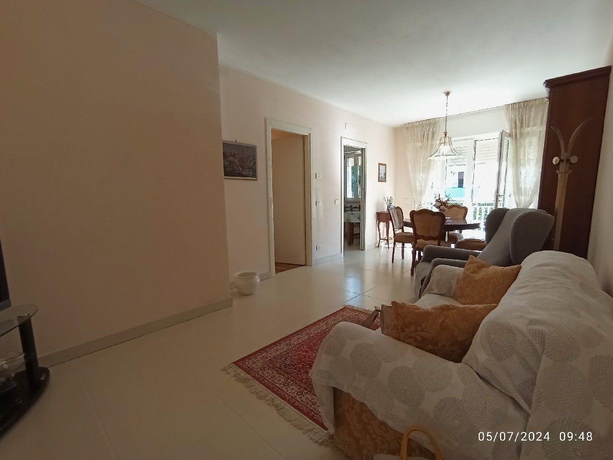 casa indipendente in vendita a Camaiore