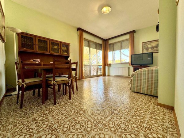 appartamento in vendita a Camaiore in zona Lido di Camaiore