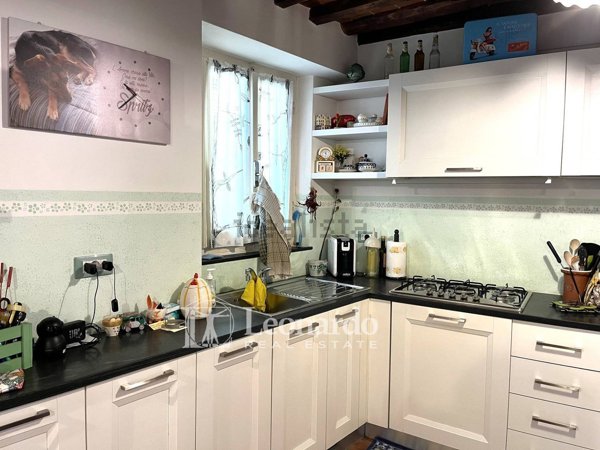 casa indipendente in vendita a Camaiore