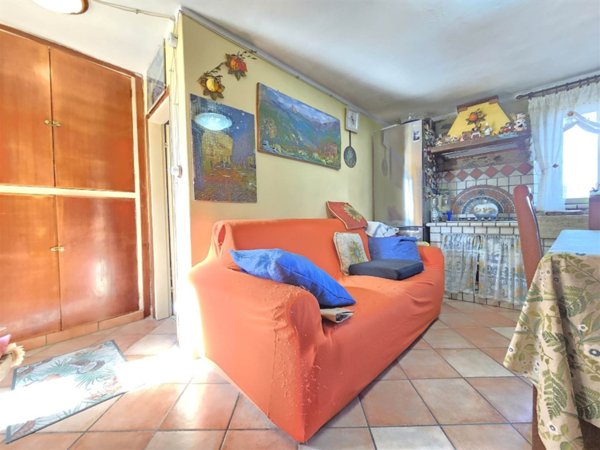 casa indipendente in vendita a Camaiore