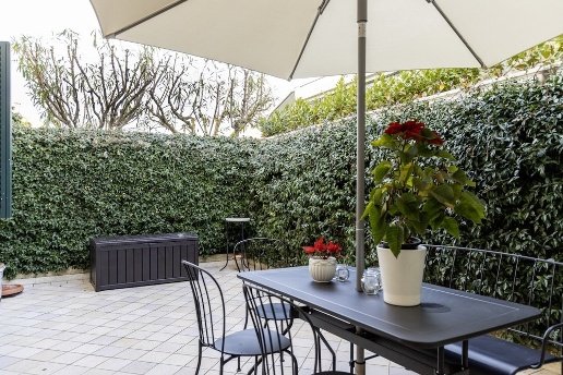 casa indipendente in vendita a Camaiore in zona Lido di Camaiore