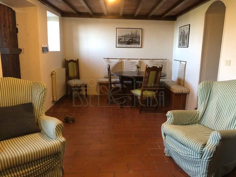 casa indipendente in vendita a Camaiore