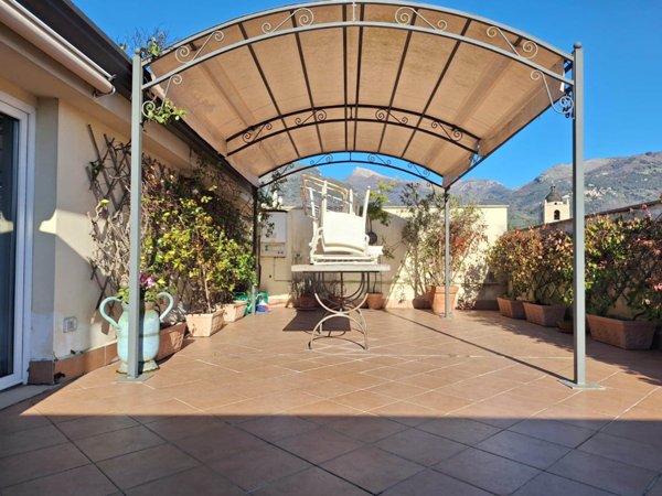 appartamento in vendita a Camaiore