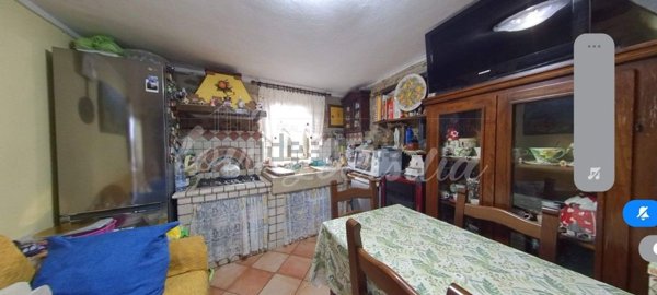 casa indipendente in vendita a Camaiore in zona Pedona