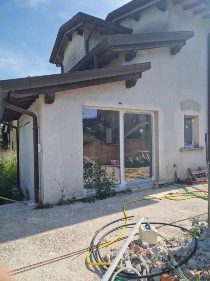 casa indipendente in vendita a Camaiore