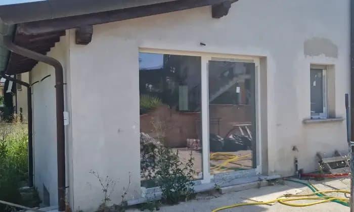 casa indipendente in vendita a Camaiore
