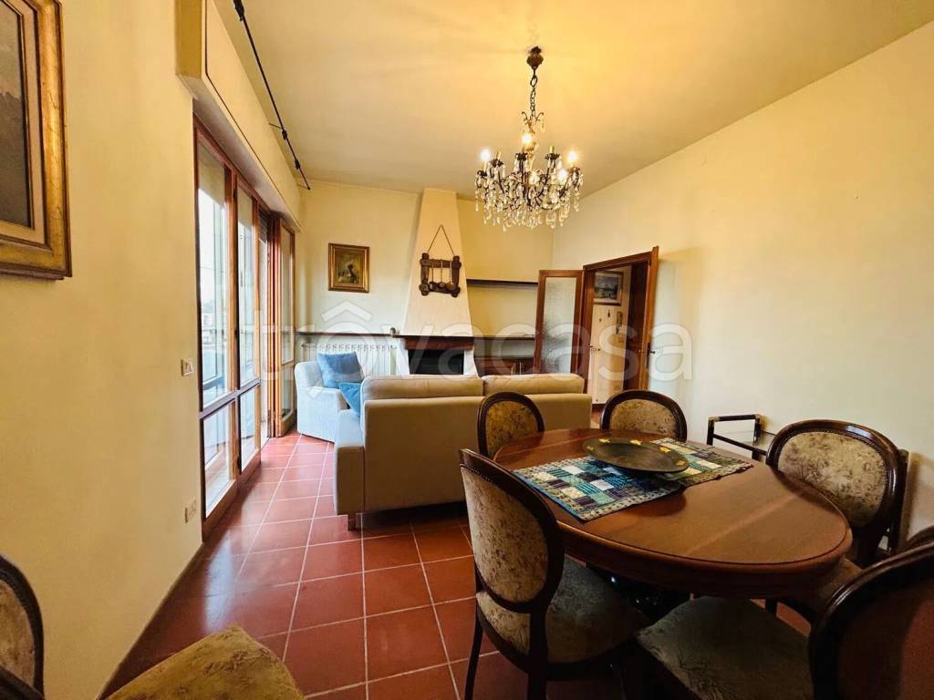 appartamento in vendita a Camaiore in zona Lido di Camaiore