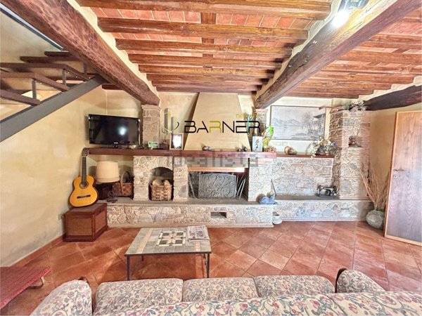 casa indipendente in vendita a Camaiore