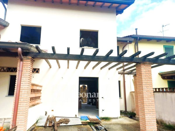 casa indipendente in vendita a Camaiore in zona Lido di Camaiore