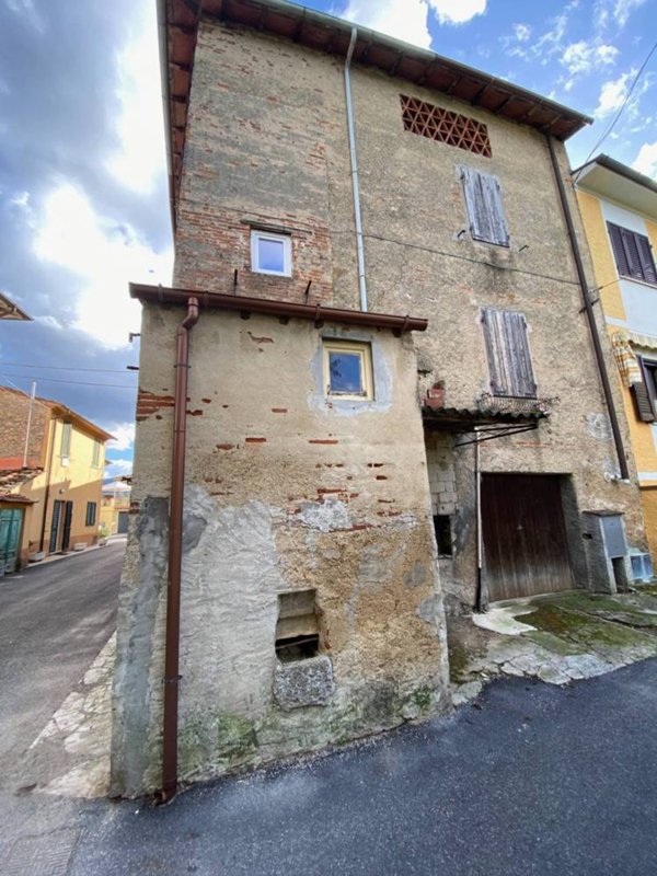 casa indipendente in vendita a Camaiore
