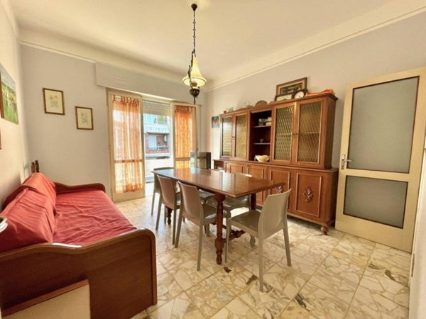 appartamento in vendita a Camaiore in zona Lido di Camaiore