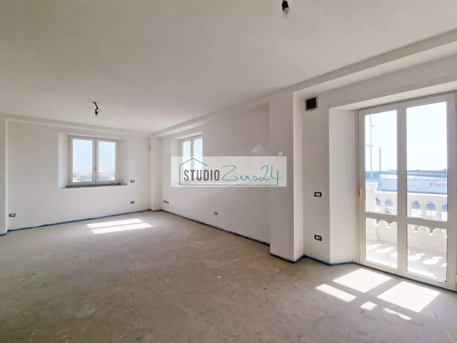 appartamento in vendita a Camaiore in zona Lido di Camaiore