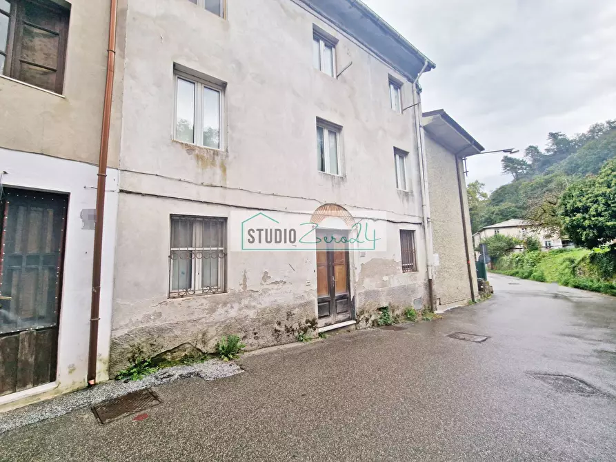 casale in vendita a Camaiore in zona Valpromaro