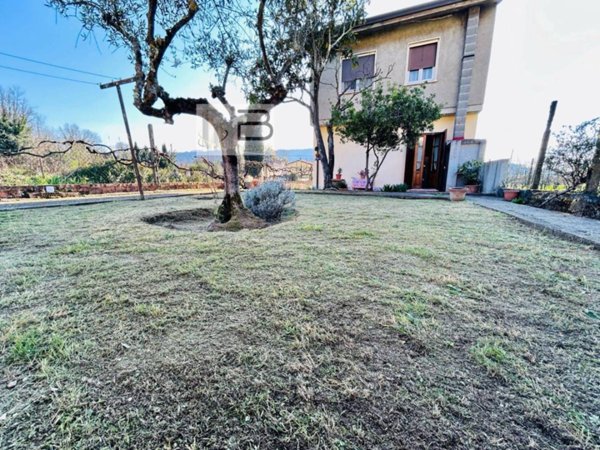 casa indipendente in vendita a Camaiore in zona Lido di Camaiore