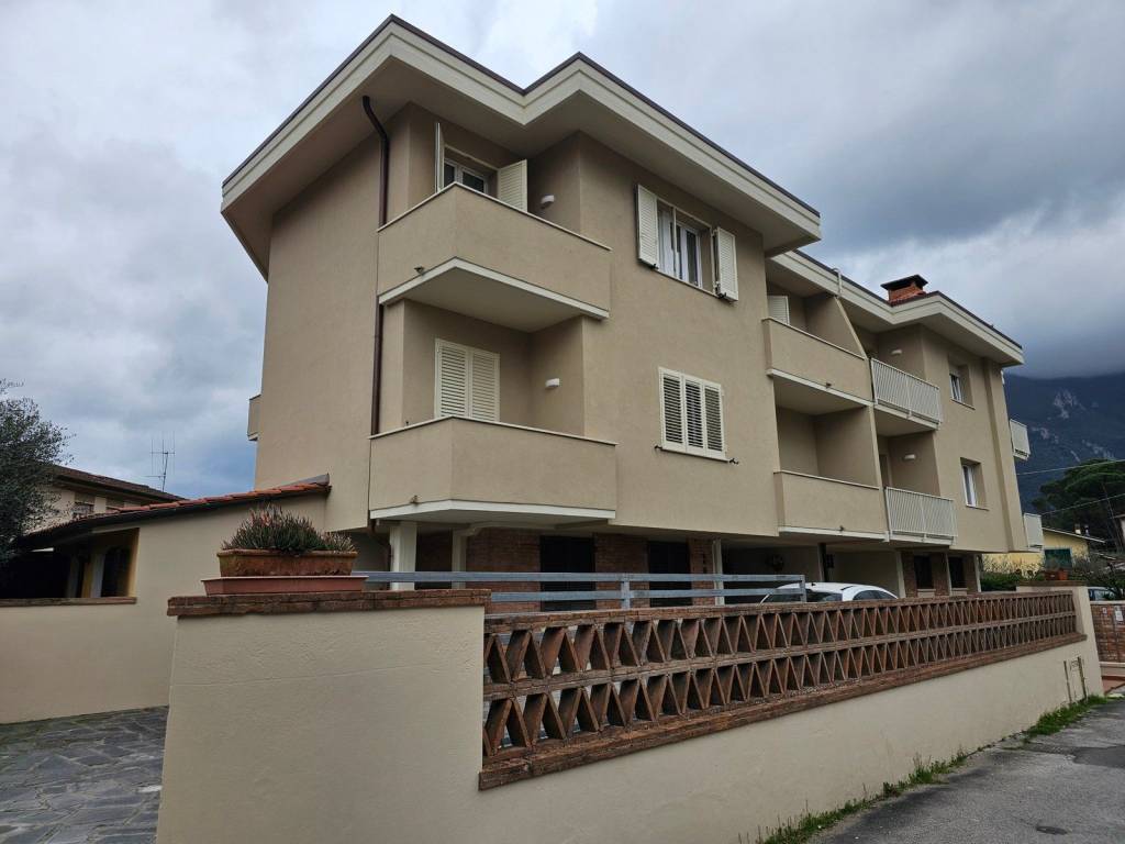 appartamento in vendita a Camaiore