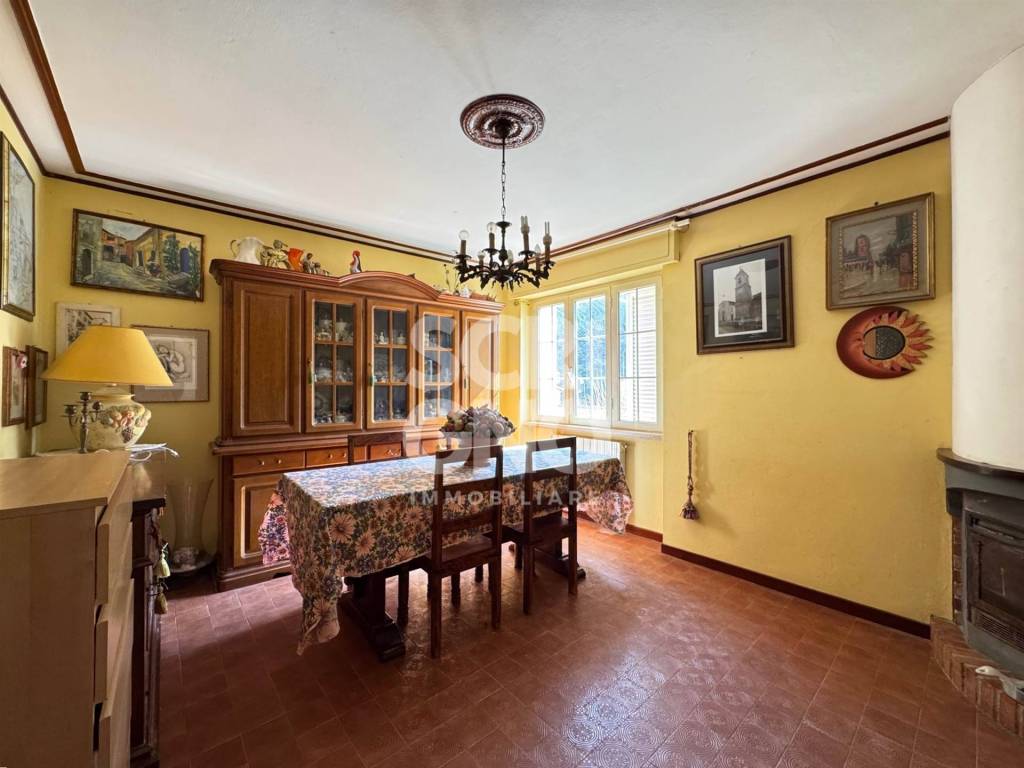 appartamento in vendita a Camaiore in zona Monteggiori