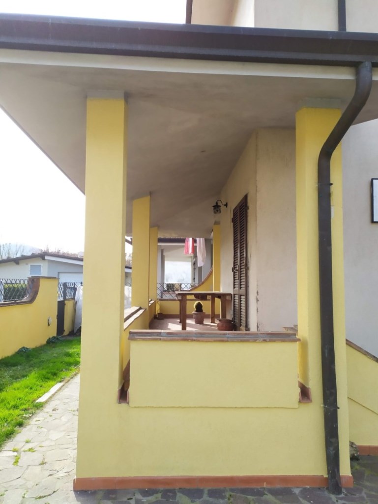 casa indipendente in vendita a Camaiore