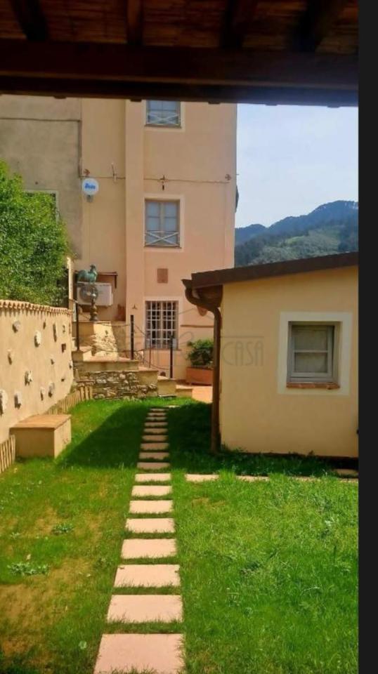 casa indipendente in vendita a Camaiore
