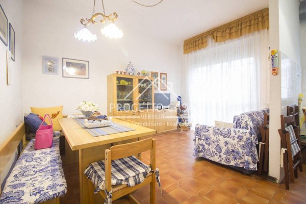 appartamento in vendita a Camaiore in zona Lido di Camaiore