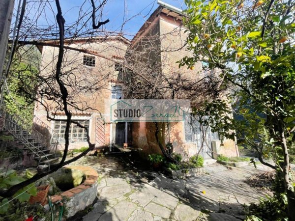 casa indipendente in vendita a Camaiore in zona Casoli