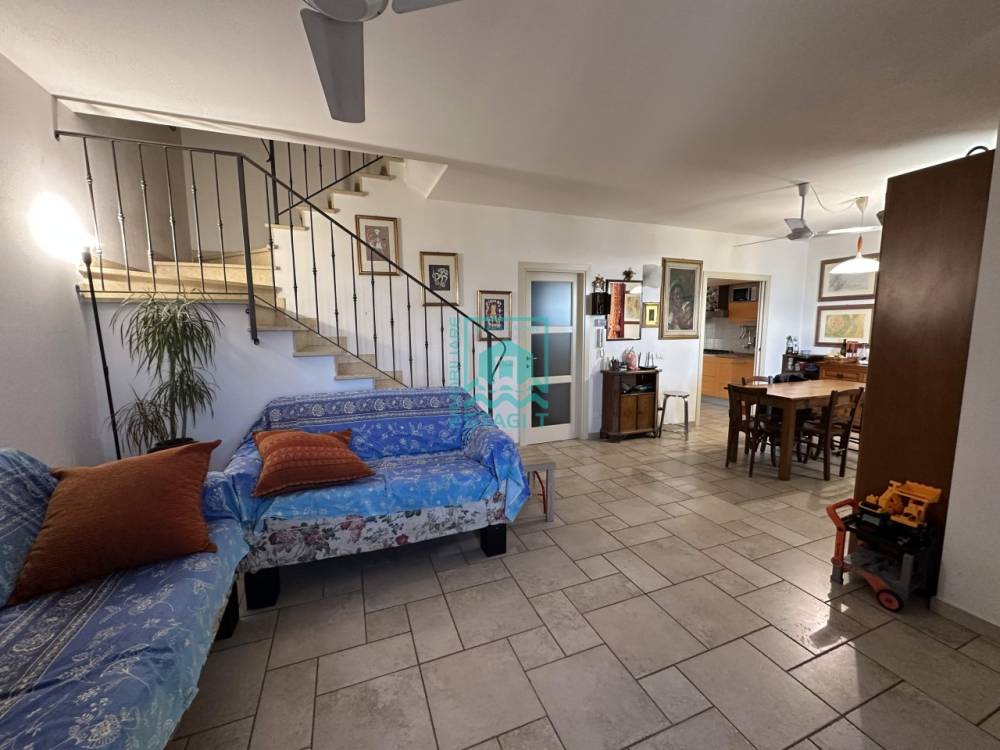 casa indipendente in vendita a Camaiore in zona Lido di Camaiore
