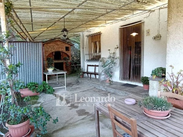 casa indipendente in vendita a Camaiore