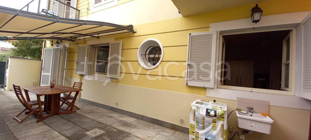appartamento in vendita a Camaiore in zona Lido di Camaiore