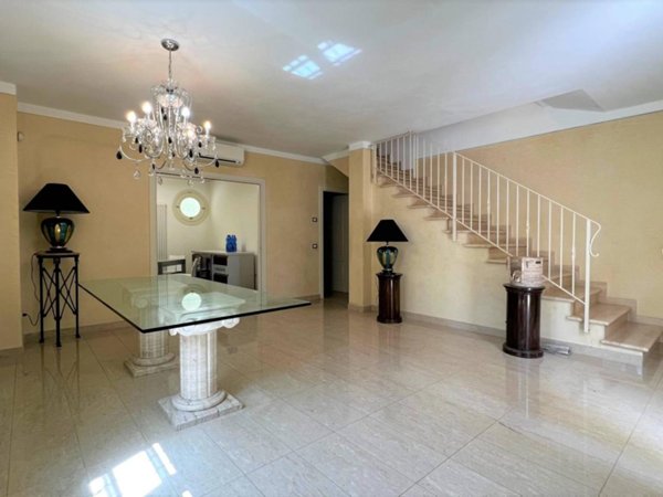casa indipendente in vendita a Camaiore in zona Lido di Camaiore