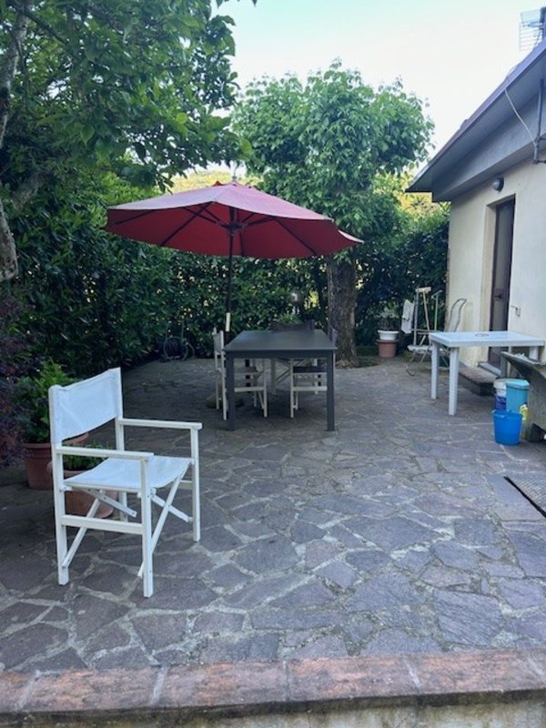 casa indipendente in vendita a Camaiore in zona Marignana