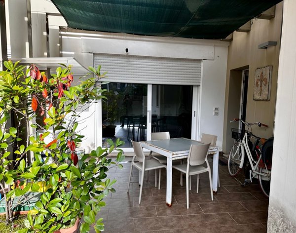 appartamento in vendita a Camaiore in zona Lido di Camaiore